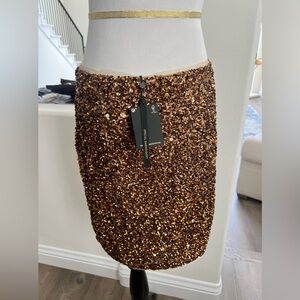 NWT Massimo Dutti Women's Gold Sequin Mini Skirt
Lined Zipper Size Medium